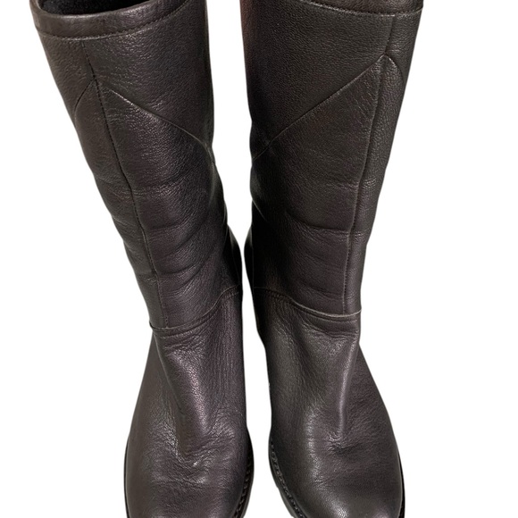 ✨ UGG Black Jessia Leather Boots – EUC – Fits Women’s 6–6.5 ✨ - Picture 11 of 15